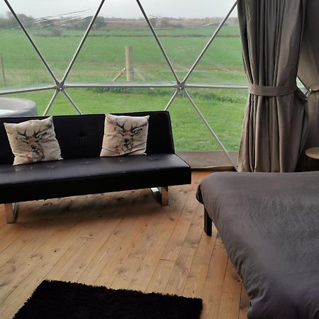 Lincoln Star Dome, Hot Tub, Bbq Apartment Langworth ภายนอก รูปภาพ