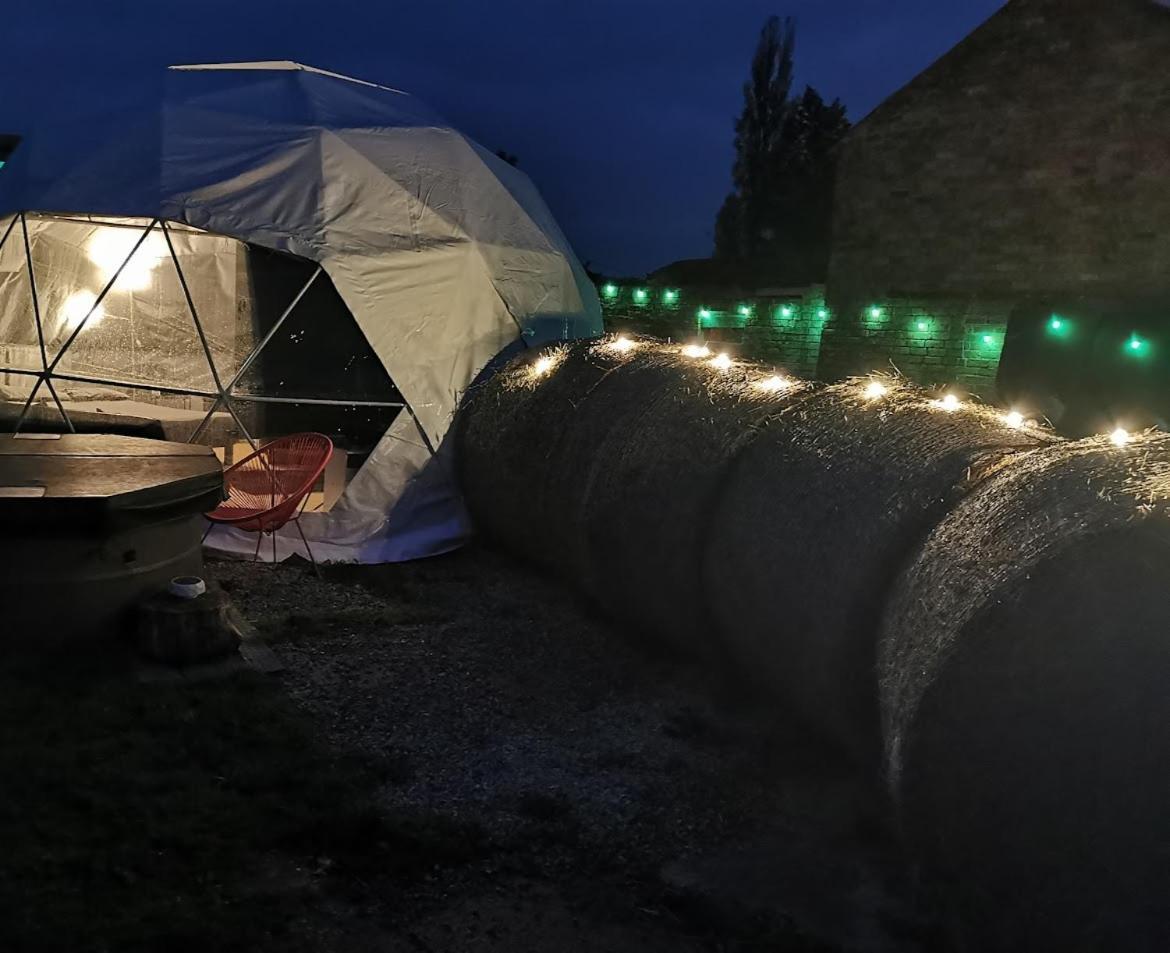 Lincoln Star Dome, Hot Tub, Bbq Apartment Langworth ภายนอก รูปภาพ